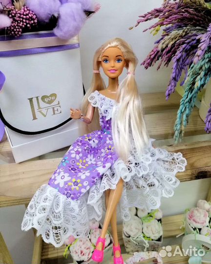 Платье для Барби с вставками из кружев
