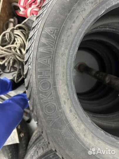 Yokohama Ice Guard Stud IG35 215/65 R16