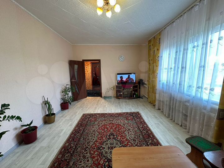 Дом 91,6 м² на участке 8 сот.