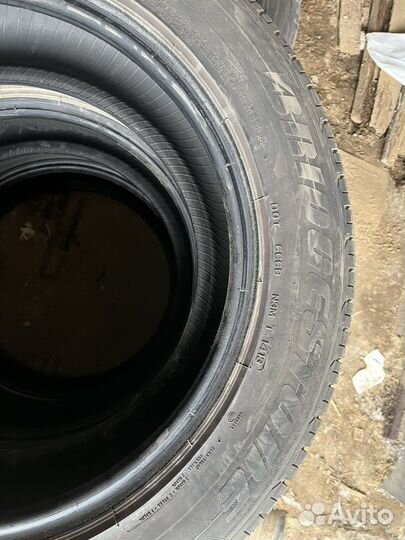 Bridgestone Dueler H/T 235/55 R17 99V