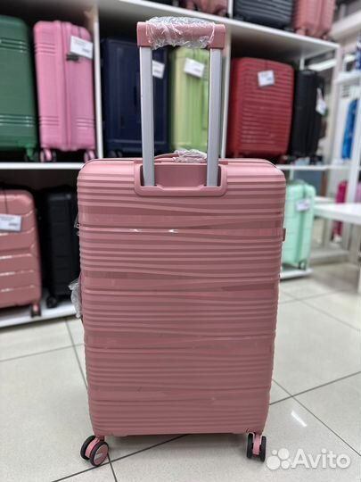 Чемодан 28 дюймов Milona розовый с расширением из полипропилена