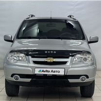 Chevrolet Niva 1.7 MT, 2014, 177 087 км, с пробегом, цена 695 000 руб.