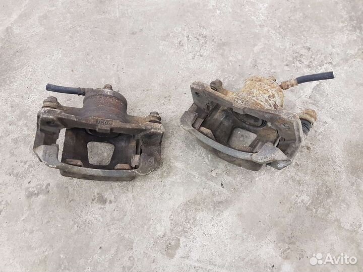 Суппорт правый Chevrolet aveo t250