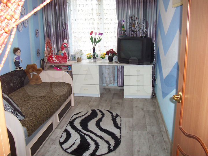 Комната 13 м² в 3-к., 2/5 эт.