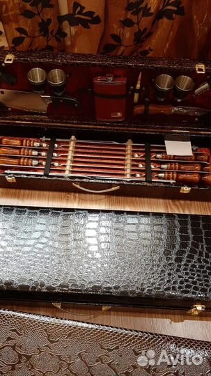 Подарок на любой праздник.Кейс шашлычный