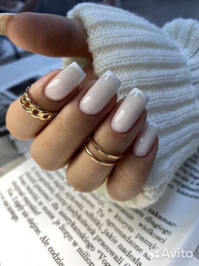 Маникюр,педикюр