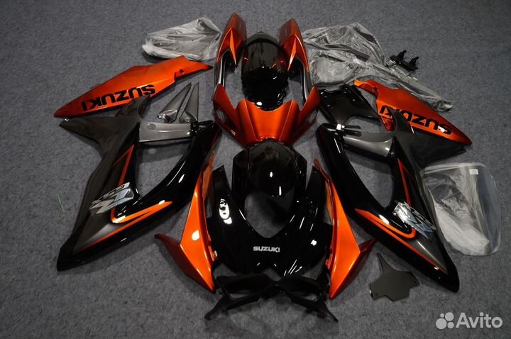 Комплект пластика на Suzuki GSX-R600/750 2008-2010