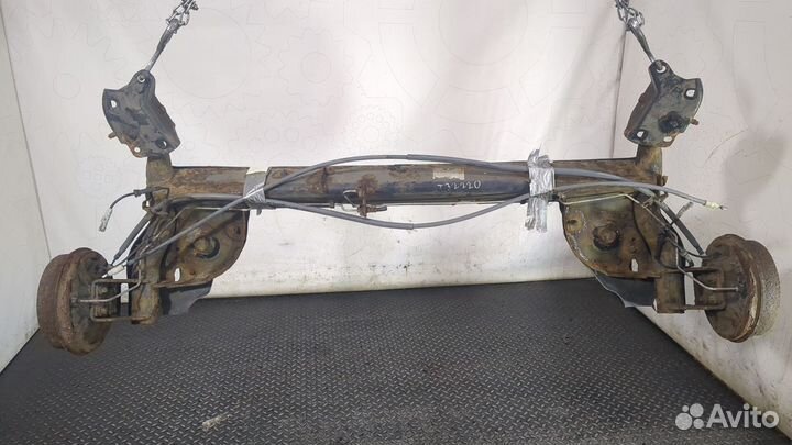 Балка подвески задняя Dacia Sandero 2012, 2013