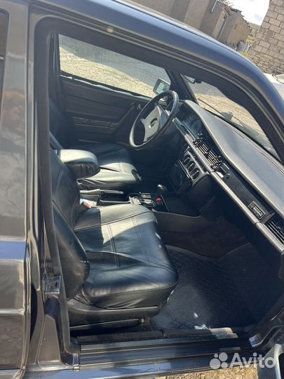 Mercedes-Benz 190 (W201) 2.0 AT, 1990, 392 634 км