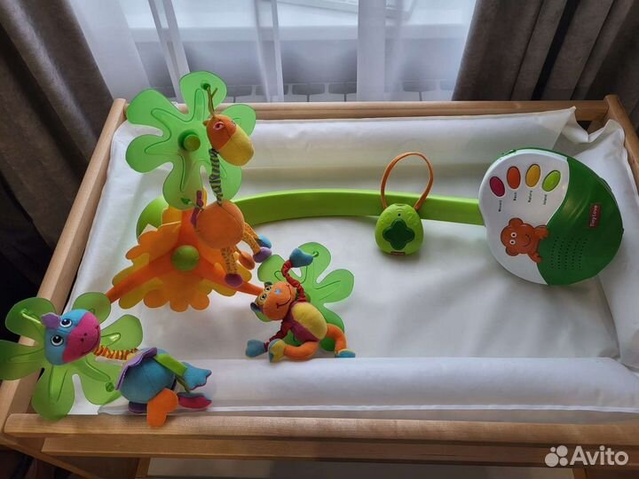 Мобиль на кроватку tiny love