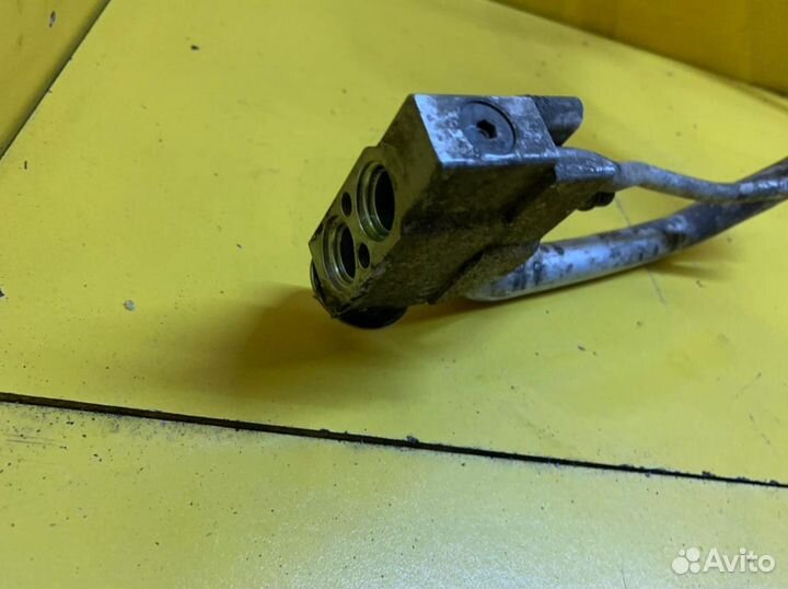 Трубка кондиционера Hyundai Santa Fe 2000–2004