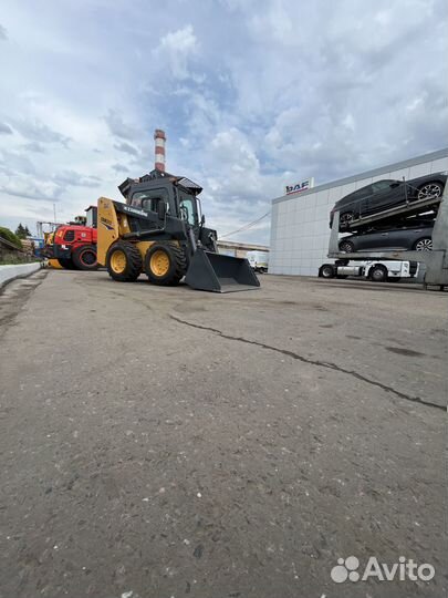 Мини-погрузчик Lonking CDM312, 2023