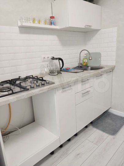 2-к. квартира, 53 м², 1/10 эт.