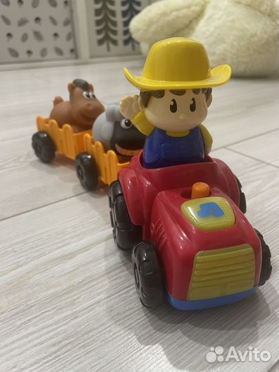 Трактор с прицепом