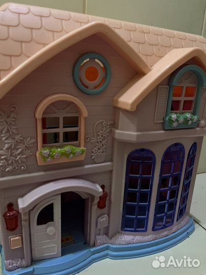 Домик кукольный