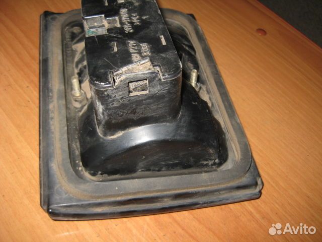 Фонарь задний внутренний левый Лада 2110
