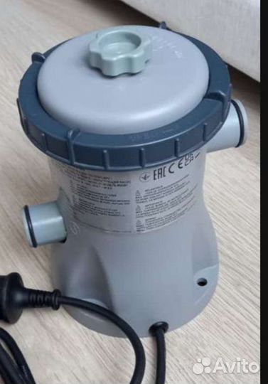 Водяной насос для бассейна