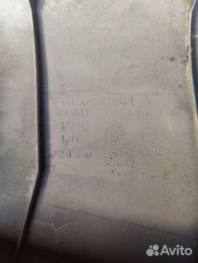 Накладка стойки ford focus 1