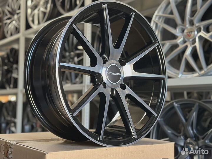 Комплект дисков Vossen VFS1 R17 7,5j 4*100 BMF