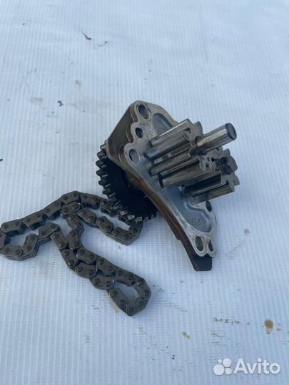 Маслянный насос на nissan tiida c11