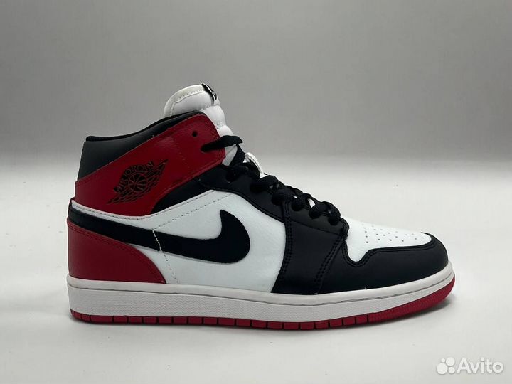 Nike Air Jordan 1 Retro High Bred Toe. Winter 41 4