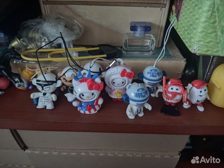 Старые киндеры и фигурки