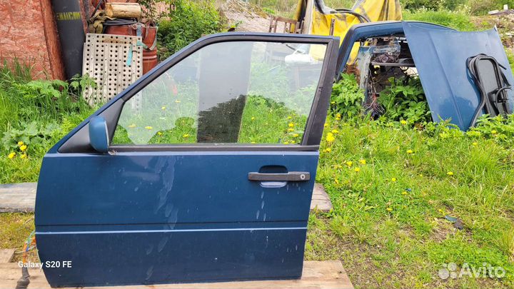 Дверь Вольво 440 volvo 440