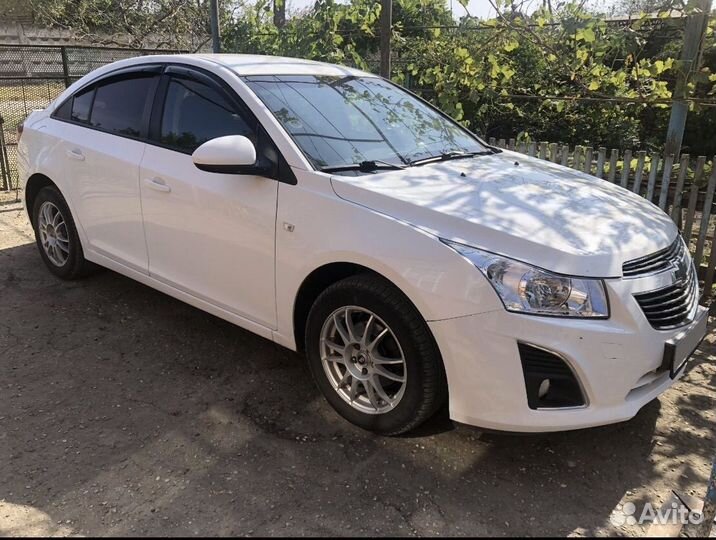 Chevrolet Cruze 1.8 AT, 2013, битый, 200 000 км