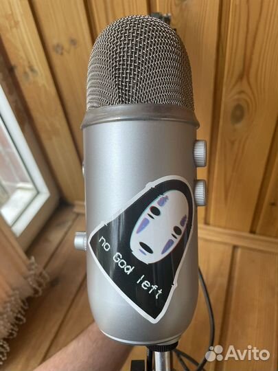 Микрофон студийный blue yeti