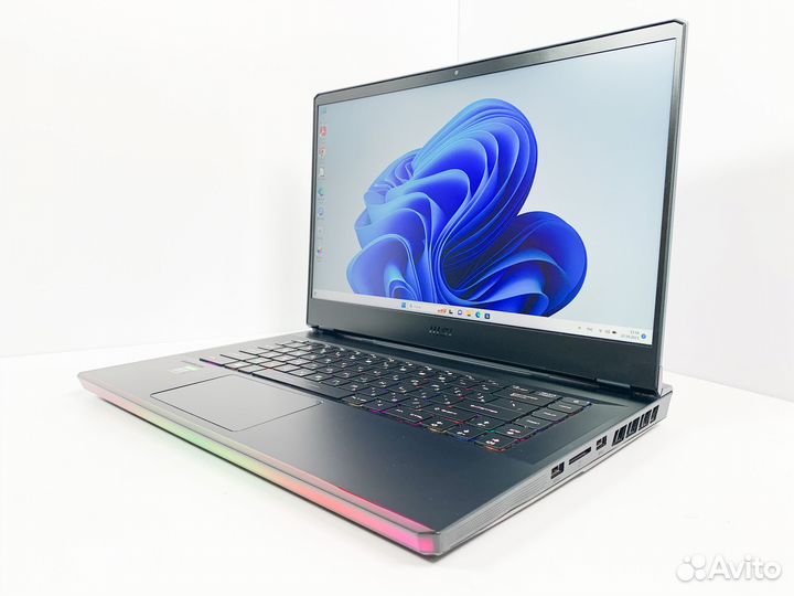 Игровой ноутбук MSI i9/3070Ti/32Gb