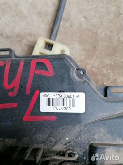 Замок двери Шкода Октавия тур а4