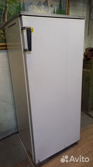 Холодильник с морозилкой Полюс Россия