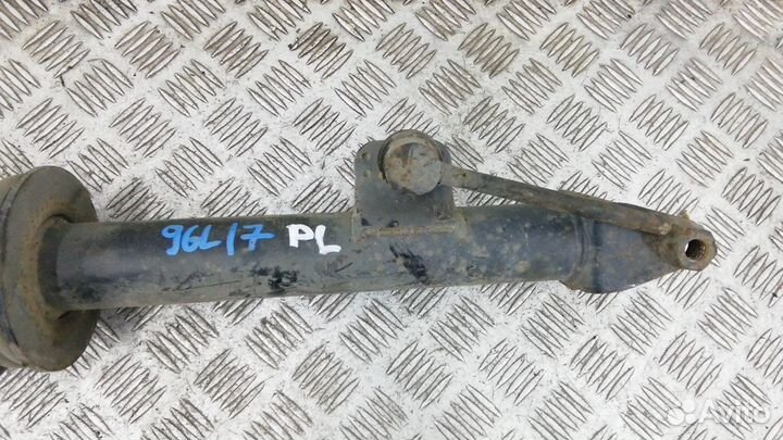 Стойка передняя Chrysler 300C (2004–2011)