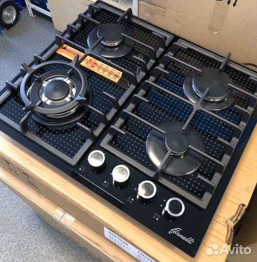 Газовая поверхность Fornelli на стекле новые