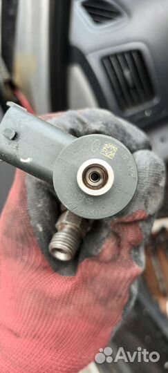 Топливная форсунка 338004A500