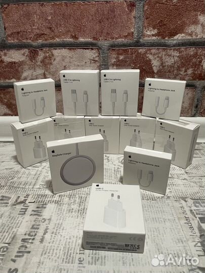 Аксессуары для iPhone: Блок 20w, type-c, MagSafe