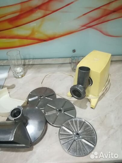 Мясорубка электрическая СССР