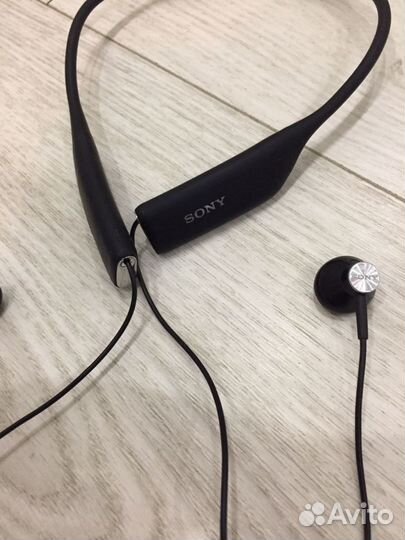 Bluetooth гарнитура sony