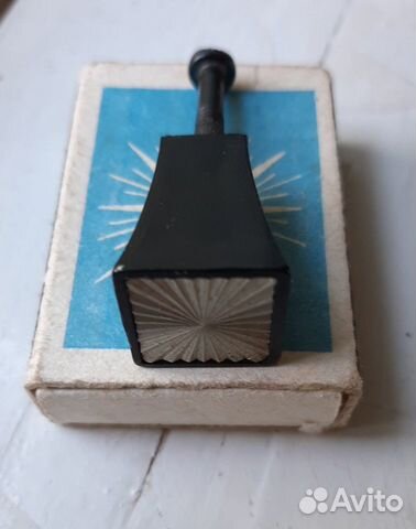 Мебельные ручки кнопки