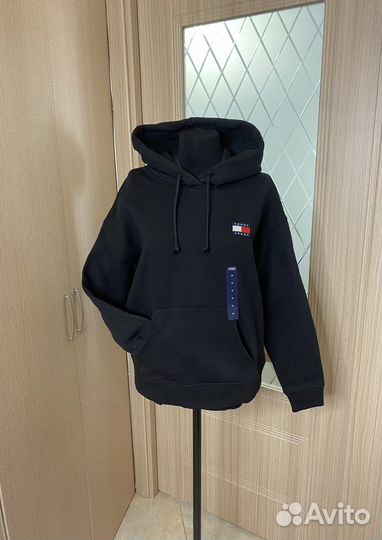 Tommy jeans толстовка M оригинал женская