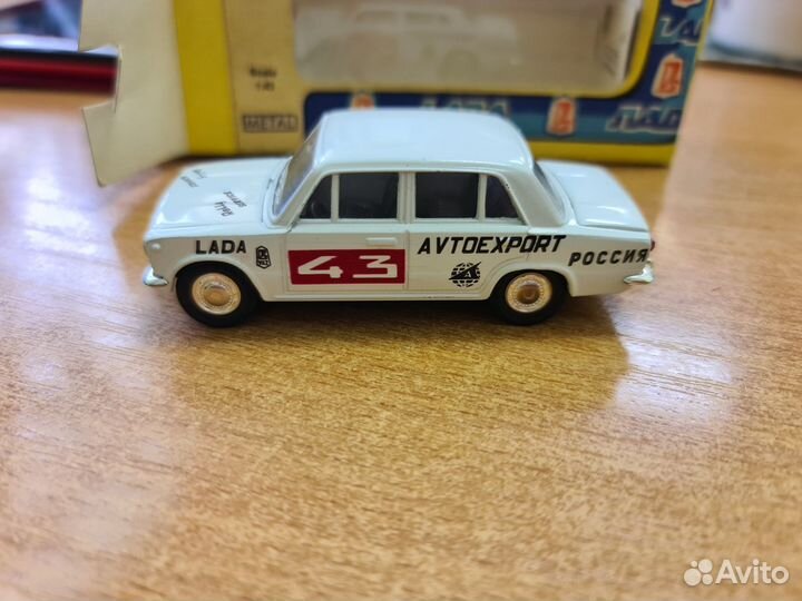 Модель 1:43 Ваз 2101 