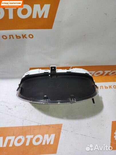 Панель приборов (щиток) Mitsubishi Outlander