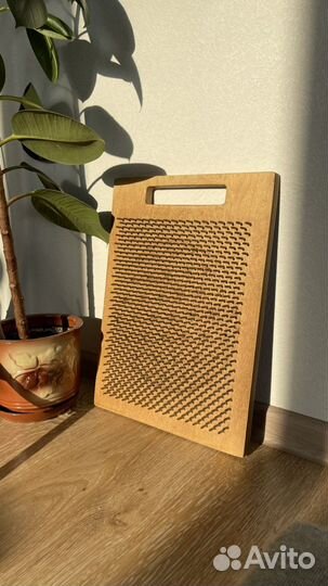 Доска с гвоздями