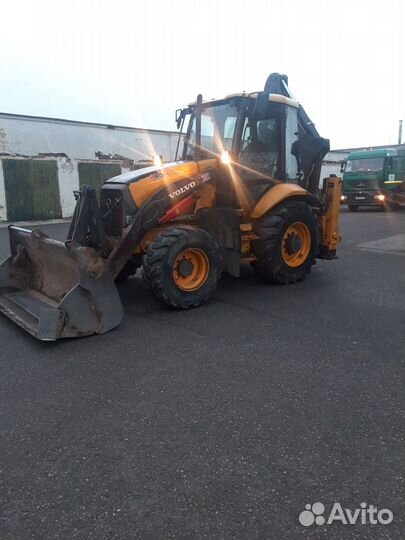 Экскаватор погрузчик