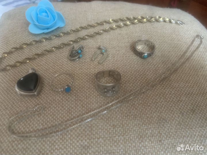 Украшения из серебра (кольца, цепи, серьги)
