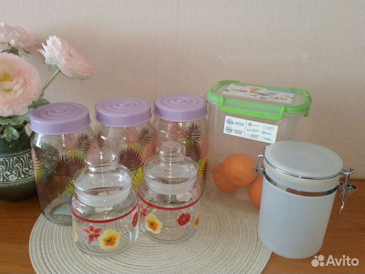 Банка для хранения сыпучих продуктов