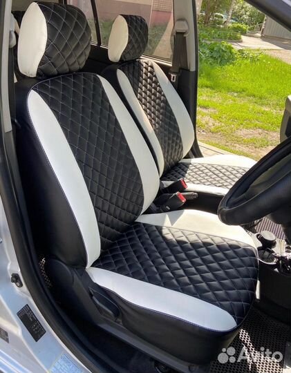 Авточехлы Тойота Вокси