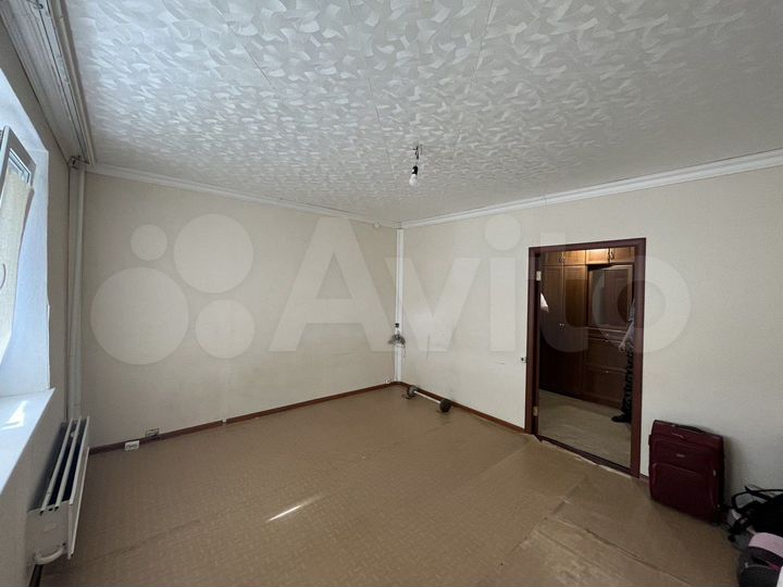 2-к. квартира, 52,9 м², 1/3 эт.