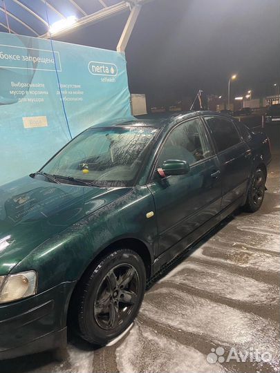 Volkswagen Passat 1.8 МТ, 1999, 300 000 км