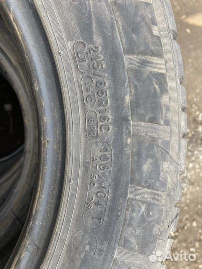 Michelin Agilis 51 215/65 R16C 106T